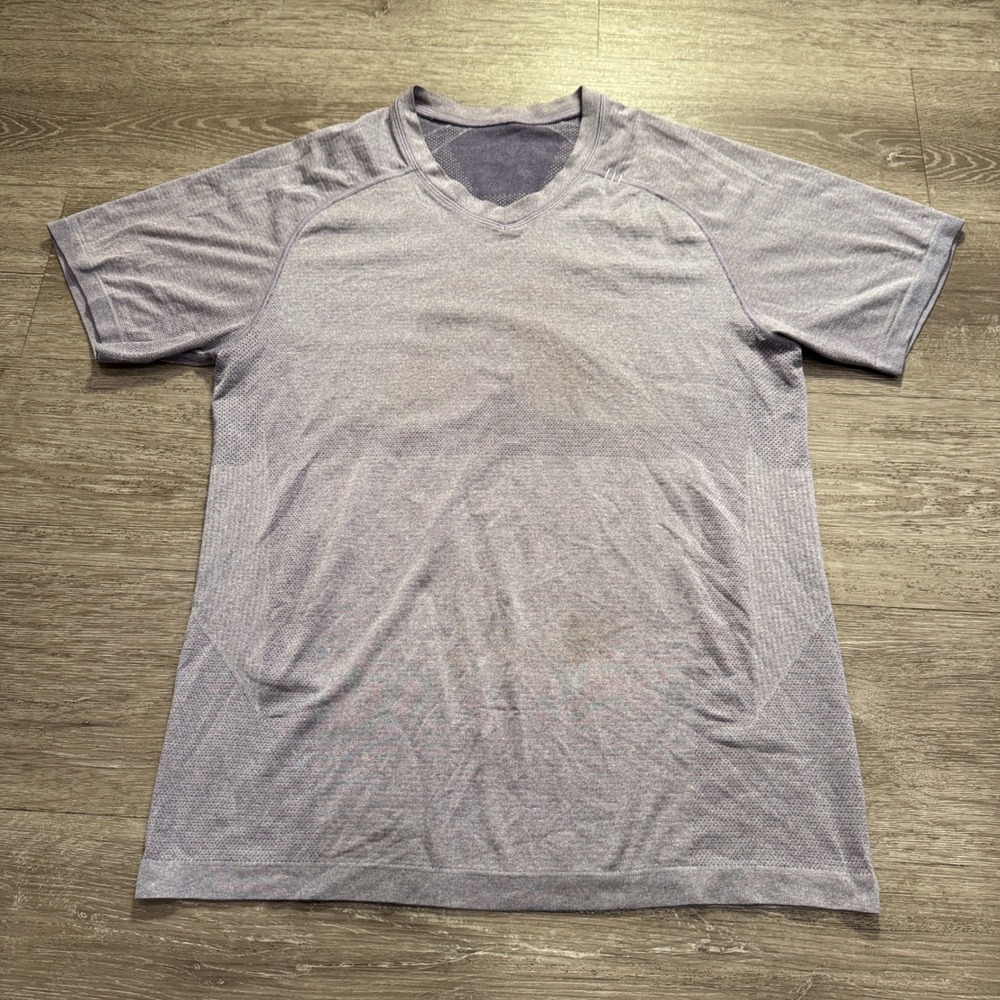 Lululemon Metal Vent Tech Shirt Mens M Purple Blue Heathered Knit Athletic Gym
